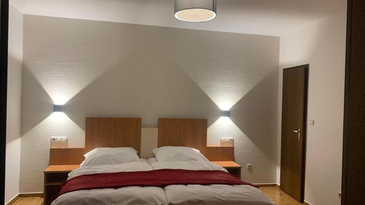 Hotel Gold'Ne Krone Oppenheim Exterior foto